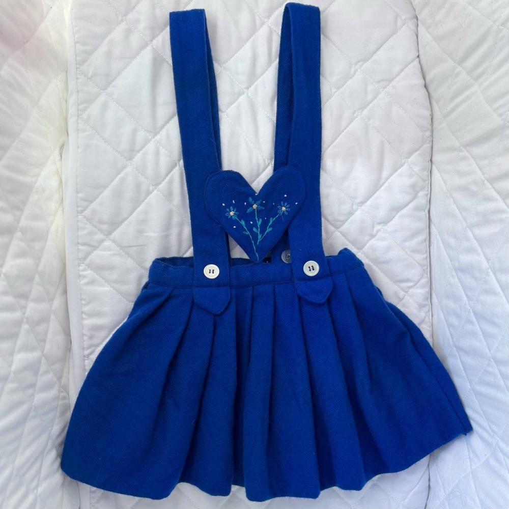 ⭒ 6-18M Unique Embroidered Vibrant Navy Blue Adjustable Heart Suspender Skirt ⭒
